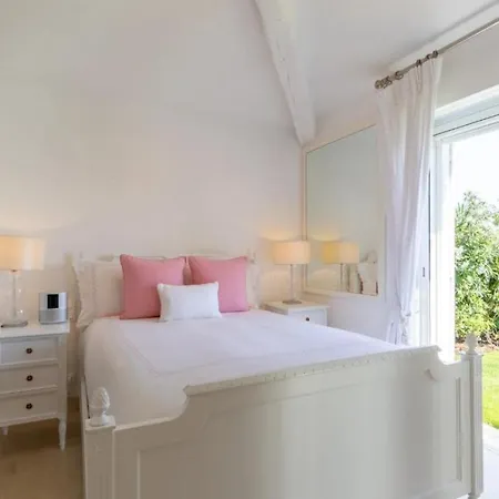 Read My Profile Host Before Request ## Luxury In Semesterbostad Saint-Tropez