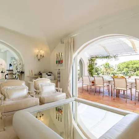 度假居 Read My Profile Host Before Request ## Luxury In 圣特罗佩