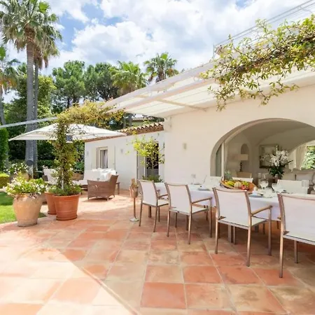 Read My Profile Host Before Request ## Luxury In Holiday home *